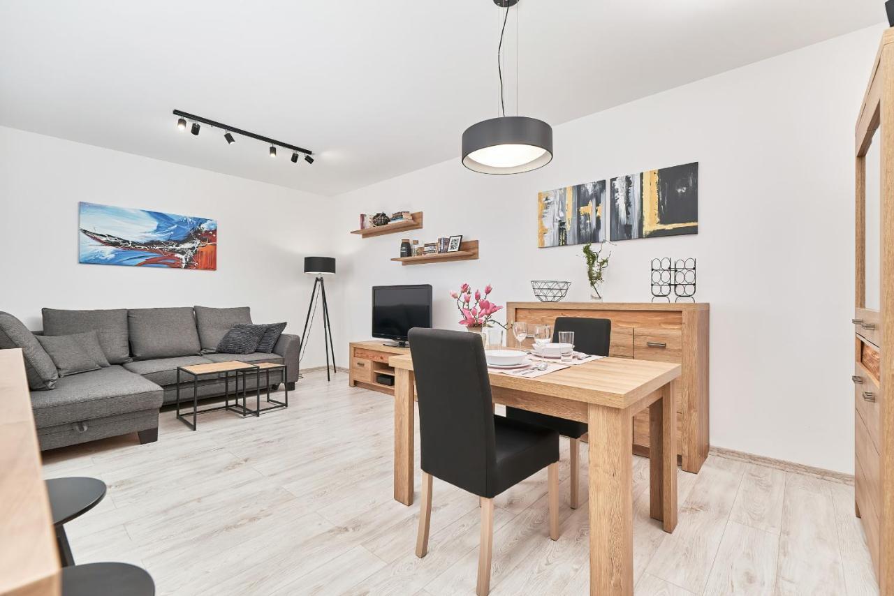 Exclusive Apartments Teczowa With Underground Parking By Noclegi Renters Vratislav Exteriér fotografie
