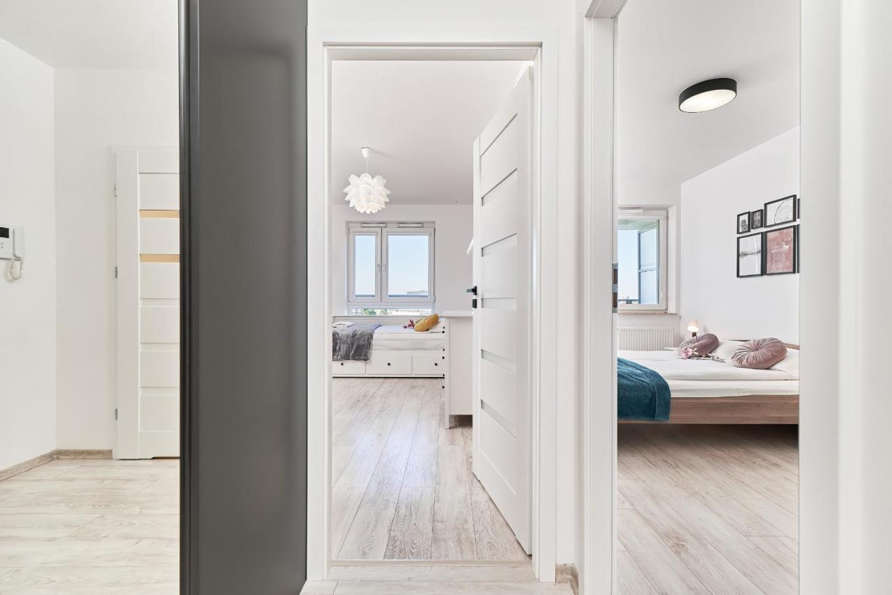 Exclusive Apartments Teczowa With Underground Parking By Noclegi Renters Vratislav Exteriér fotografie