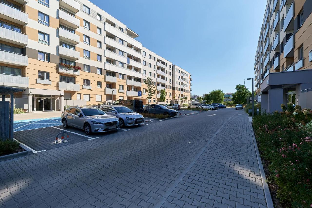 Exclusive Apartments Teczowa With Underground Parking By Noclegi Renters Vratislav Exteriér fotografie