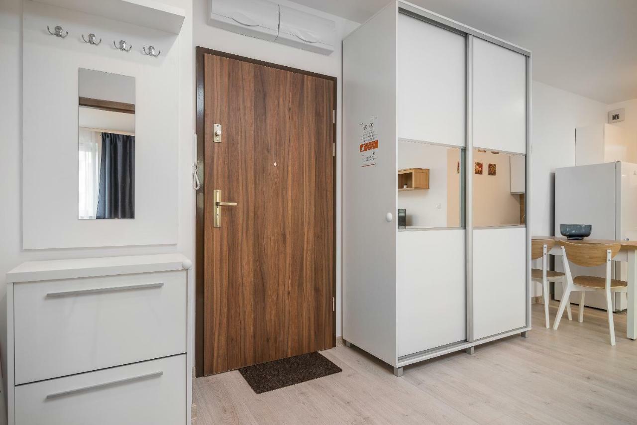 Exclusive Apartments Teczowa With Underground Parking By Noclegi Renters Vratislav Exteriér fotografie